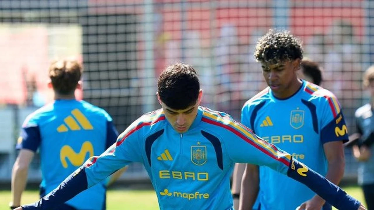 صور من مران منتخب إسبانيا استعدادًا لمواجهة مصر وديًا.